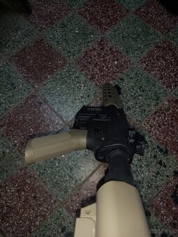 Airsoft zbraň a výstroj - 5