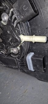 NÁDRŽ ADBLUE ŠKODA SUPERB 3 - 5