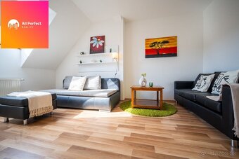 ŠTÝLOVÝ PODKROVNÝ 2-IZBOVÝ BYT V CENTRE NITRY – ŠTÚROVA ULIC - 5