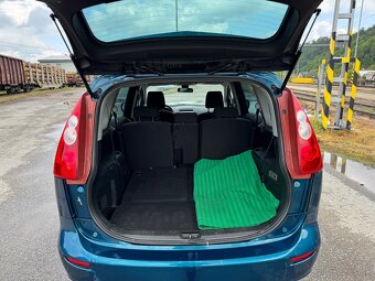 Mazda 5 - 5