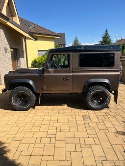 DEFENDER 90 - 5