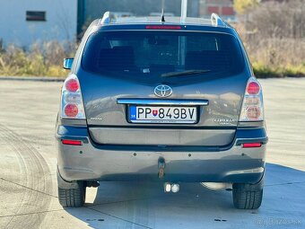 Toyota Corolla Verso 1.8i benzin 2008 - 5