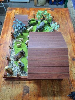 Svietiaci drevený ručne vyrobený betlehem - 5