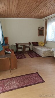 Predaj pozemku 835m2 (s chatou so súp. číslom)35km od BA - 5