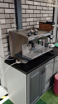 Predám profesionálny kávovar Rancilio - 5