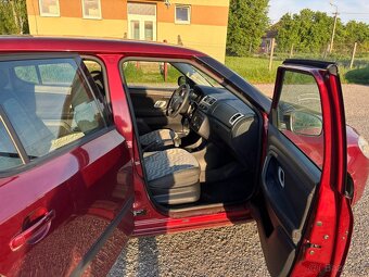 Škoda Fabia 2 - 5