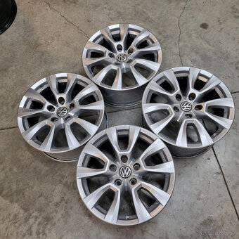 Volkswagen disky 5x120 R17 8J ET49 - 5