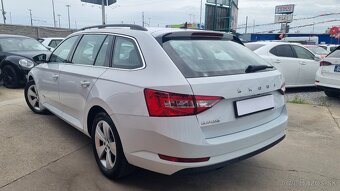 Škoda Superb Combi 2,0 TDi 110KW AT7 Ambition plus - 5