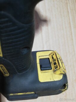 Dewalt 18V razovy utahovak 950Nm - 5