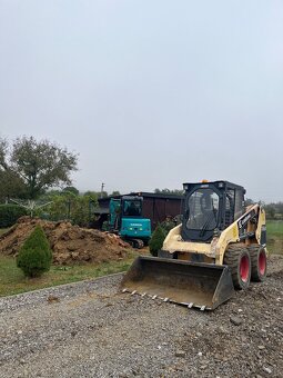 Šmykom riadeny nakladač - 5