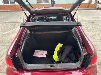 Mazda 626 1.8 77kw - 5