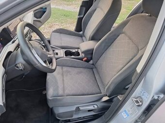 Volkswagen Golf 2.0 TDi - 5