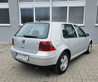 Volkswagen Golf 4 Highline 1.6 Benzín 74.kw. - 5