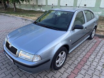 Škoda Octavia 1.6i TOUR naj.150tis km - 5