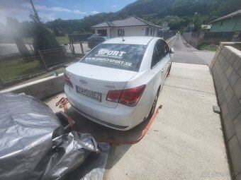 Predám burane auto v celku - 5