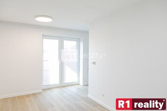 Jedinečný 2 izbový byt 53,2 m2 +2 x balkón, Piešťany-centrum - 5