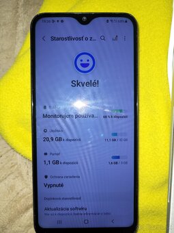 Samsung Galaxy A20e (32GB) - 5