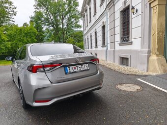 Toyota Corolla 1.6 benzín - 5
