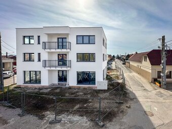 Novovybudovaný bytový dom s bytmi a polyfunkciou na predaj - 5