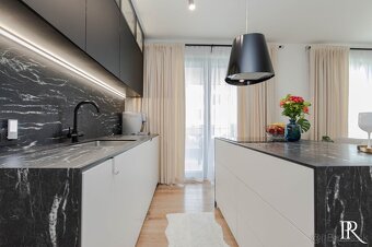 ŠTÝLOVÝ 3 IZBOVÝ BYT - EIN PARK S TERASOU A GARÁŽOVÝM STÁTIM - 5