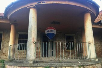 RE/MAX | Exkluzívna klasicistická kúria v Jatove– historický - 5