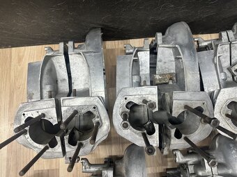 ZACHOVALE párové bloky motora, kártre JAWA 350/360 354 - 5
