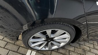 Tesla Model 3 Long Range - 5