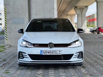 Volkswagen Golf GTI - 5