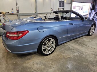Mercedes Benz E220 - 5