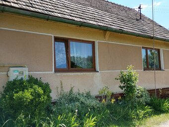 Dom vhodný na chalupu pod horou v okrese Poltár. - 5