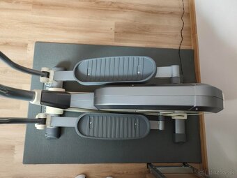 Elypticky trenažér Energetics XT 740t - 5