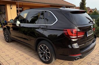 Predám BMW X5 Xdrive 30 d,r.v.2016, 190 kW - 5