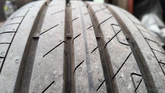 Goodyear 215/50 R 18 92 V - 5