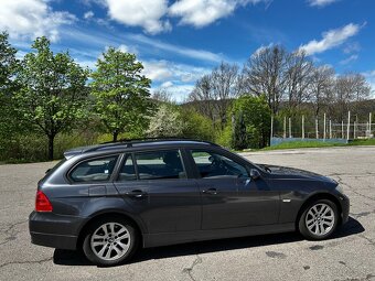 BMW e91 318i 2009 Benzín - 5