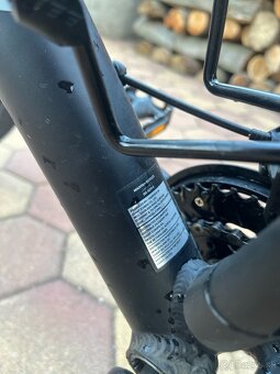 Predám horský bicykel Giant Talon 29 s doplnkami - 5