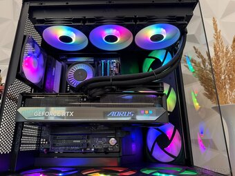 ⭐️ Ryzen 9 9950x3D, RTX 5080 16GB, 64GB RAM, 2TB SSD, 1200W - 5