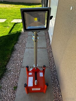 Prenosna stavebna lampa - 5