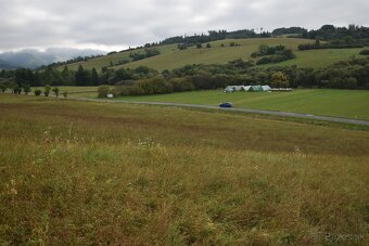 Stavebný pozemok o výmere 5668m2, Pavlova Ves, okres LM - 5