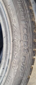 235/45 r18 Zimné / Hankook - 5