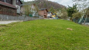 Predám pozemok v chatovej oblasti Trenč.Teplíc , Baračka - 5