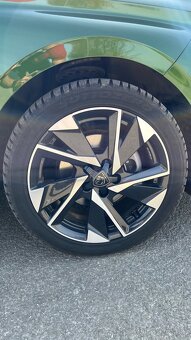 Peugeot 308 2022 Allure pack 1.2 PureTech 130k - 5