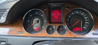 Vw Passat variant B6 2.0tdi Highline /bixenon/koža/šíber - 5