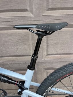 BMC Fourstroke Three 29 bicykel, carbon/white, S - 5