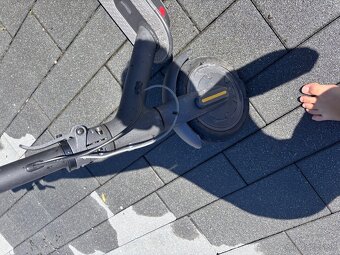 Xiaomi Mi Electric Scooter 1S - 5