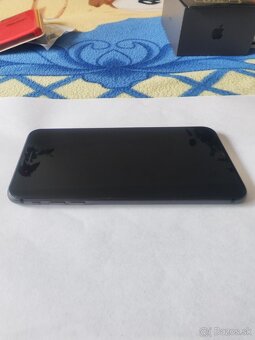 iPhone 8 + Plus 64GB - 5