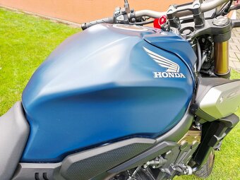 Honda CB650R - 5
