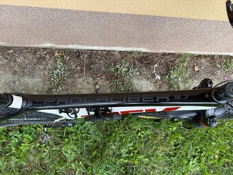 TREK Procaliber 9.7 XL - karbónové kolesá - 5