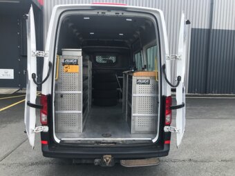 VW Crafter- pojazdna dielňa - 5