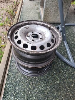 Plechové disky 5x112 r15 + zimne pneumatiky - 5