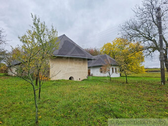 Priestranný pozemok s domami – ideálne miesto pre ranč, fa - 5